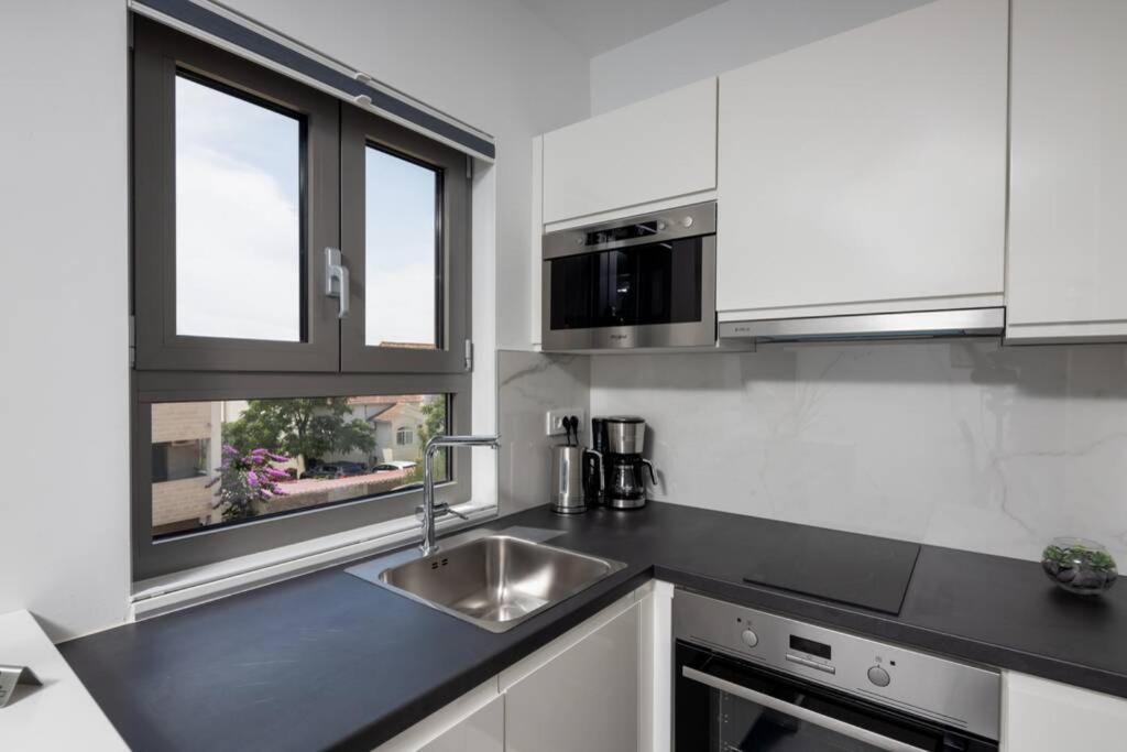 Ferienwohnung Holiday In Bol **** Green Exterior foto
